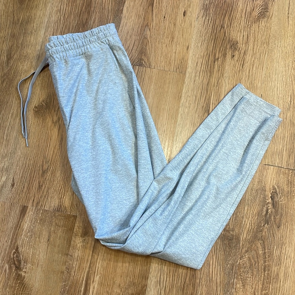 Outdoor Voices Men’s CloudKnit Slim Sweatpant